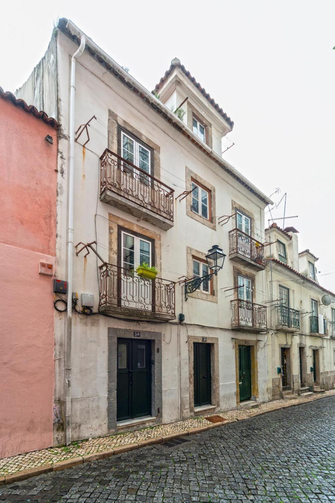Apartment In Bairro Alto 3 - Lisbon Charm Eksteriør bilde
